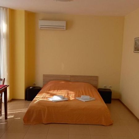 Apartament Fantasy Хисаря Экстерьер фото